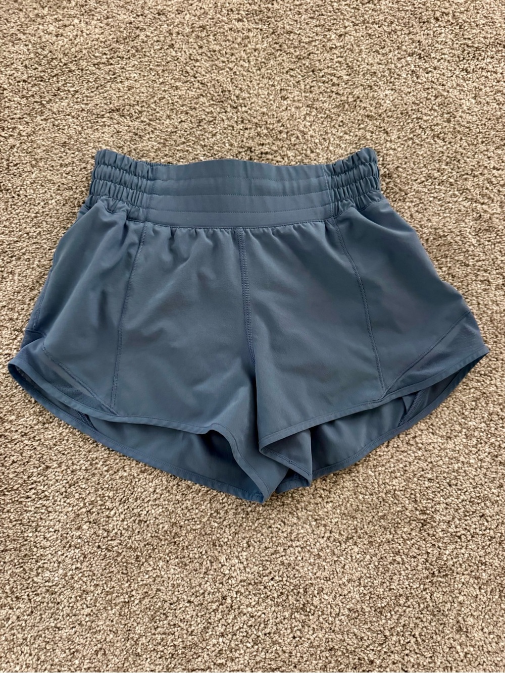 Lululemon Hotty Hot High-Rise 2.5”